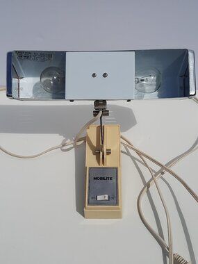 Vintage Mobilite Model 311 Portable Machine Light Dual Bulb Taiwan Tested
